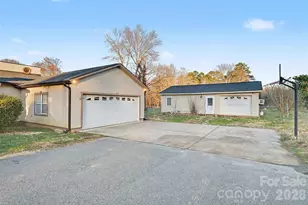 402 Shinnville Rd, Mooresville, NC 28115 - Photo 28