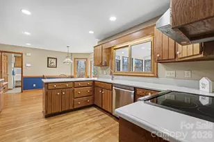 8606 Wellington Ln, Harrisburg, NC 28075 - Photo 18