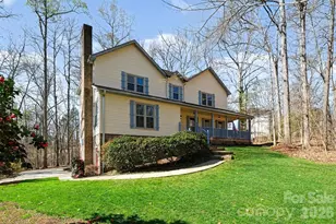 8606 Wellington Ln, Harrisburg, NC 28075 - Photo 2