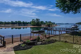 20919 Island Forest Dr, Cornelius, NC 28031 - Photo 14