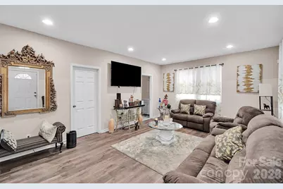 309 S Highland Street, Gastonia, NC 28052 - Photo 6