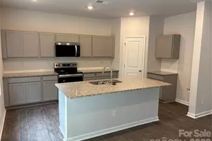 2710 Trawler Wy, Kannapolis, NC 28083 - Photo 2