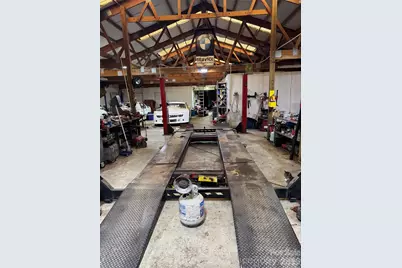 527-A E Mills Street, Columbus, NC 28722 - Photo 8