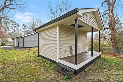 1910 Parkdale Avenue, Gastonia, NC 28052 - Photo 28