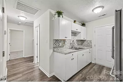 1910 Parkdale Avenue, Gastonia, NC 28052 - Photo 18