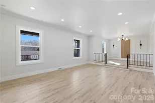 7301 Marlbrook Dr, Charlotte, NC 28212 - Photo 10