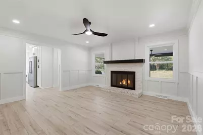 7301 Marlbrook Drive, Charlotte, NC 28212 - Photo 12