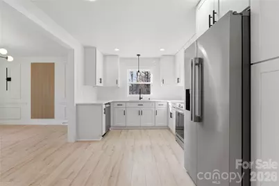 7301 Marlbrook Drive, Charlotte, NC 28212 - Photo 14