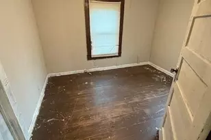 601 S College St, Dallas, NC 28034 - Photo 10