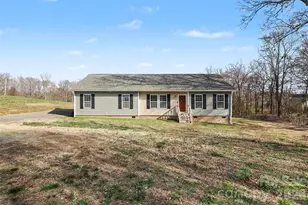 193 Back Acres Ln, Kannapolis, NC 28081 - Photo 1
