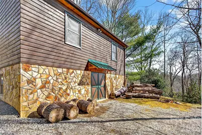 542 Allen Mountain Lane, Spruce Pine, NC 28777 - Photo 38