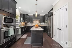 10840 Cove Point Drive, Charlotte, NC 28278 - Photo 6