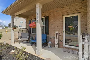 137 Falls Cove Dr, Troutman, NC 28166 - Photo 4