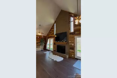 807 Orchard Street, Shelby, NC 28152 - Photo 2