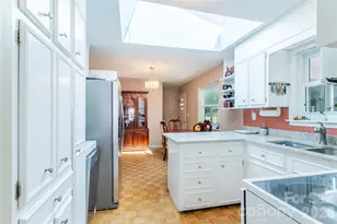 356 Pleasant Hill Dr, Brevard, NC 28712 - Photo 10