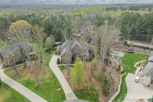 208 Pumpkin Seed Ct, Matthews, NC 28104 - Photo 2