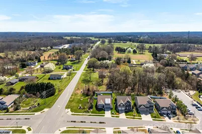 105 W Northstone Road, Mooresville, NC 28115 - Photo 40