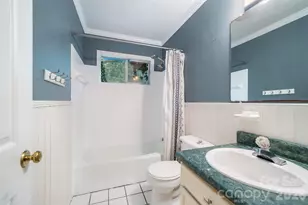 6 Hillview Cir, Asheville, NC 28805 - Photo 16