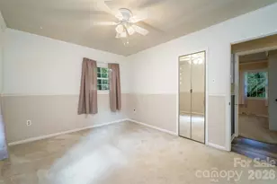 6 Hillview Cir, Asheville, NC 28805 - Photo 18