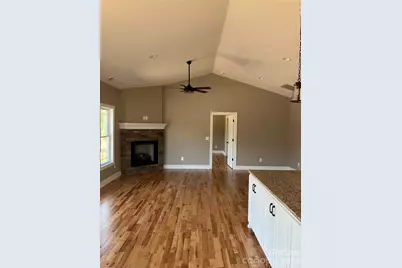 4952 Southview Drive, Hickory, NC 28602 - Photo 6