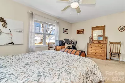 333 Charlestown Drive, Hendersonville, NC 28792 - Photo 34