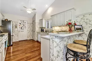 333 Charlestown Dr, Hendersonville, NC 28792 - Photo 14