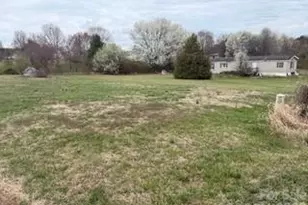 6118 Windover Creek Ln, Claremont, NC 28610 - Photo 4