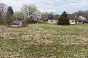 6118 Windover Creek Ln, Claremont, NC 28610 - Photo 2