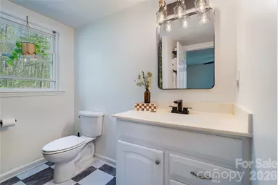 913 Dorothy Street, Hendersonville, NC 28791 - Photo 12