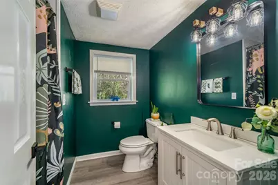 913 Dorothy Street, Hendersonville, NC 28791 - Photo 14