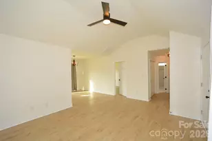 6607 Sullins Rd, Charlotte, NC 28214 - Photo 4