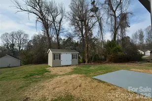6607 Sullins Rd, Charlotte, NC 28214 - Photo 24