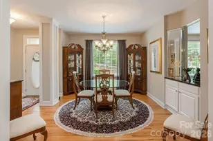 110 Fox Chase Dr, Hendersonville, NC 28739 - Photo 4