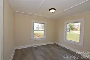500 Gann St, Lowell, NC 28098 - Photo 12