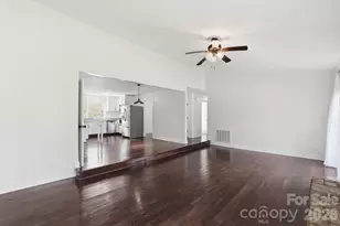 501 Vista Grande Cir, Charlotte, NC 28226 - Photo 18