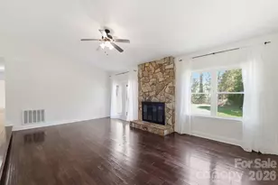 501 Vista Grande Cir, Charlotte, NC 28226 - Photo 16