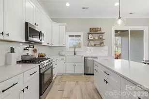 320 Elm St, Belmont, NC 28012 - Photo 8