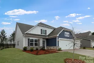4339 Camden Gln Rd, Lancaster, SC 29720 - Photo 2