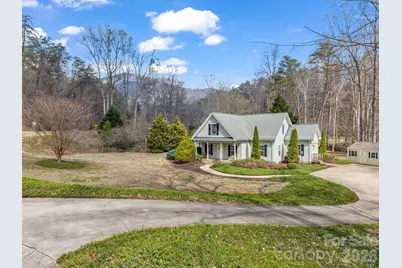 19 Lynnbrook Way, Columbus, NC 28722 - Photo 2