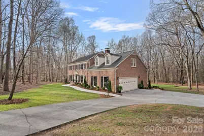 2225 Shagbark Lane, Matthews, NC 28104 - Photo 2
