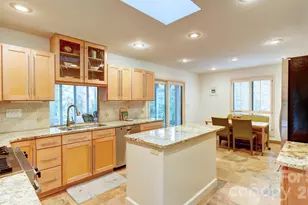 8509 Waters Point Ct, Charlotte, NC 28277 - Photo 12