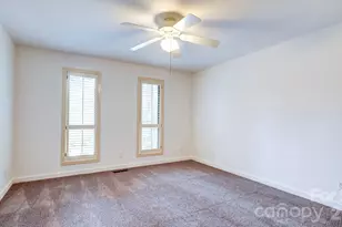 8509 Waters Point Ct, Charlotte, NC 28277 - Photo 32