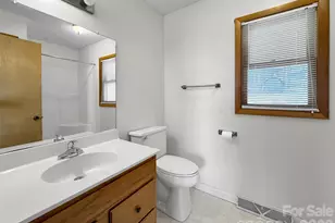 122 Vinewood Dr, Waynesville, NC 28786 - Photo 24