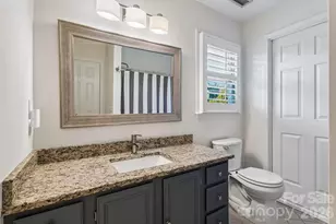 628 Olmsted Park Pl, Charlotte, NC 28203 - Photo 28