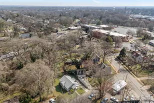 127 S Patterson St, Statesville, NC 28677 - Photo 8