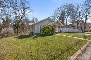 127 S Patterson St, Statesville, NC 28677 - Photo 4