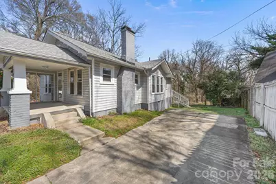 127 S Patterson Street, Statesville, NC 28677 - Photo 6