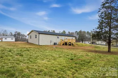 2621 Fairwood Drive SE, Hudson, NC 28638 - Photo 28