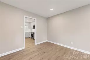 4706 Walden Ct, Charlotte, NC 28210 - Photo 14