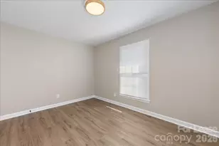 4706 Walden Ct, Charlotte, NC 28210 - Photo 32